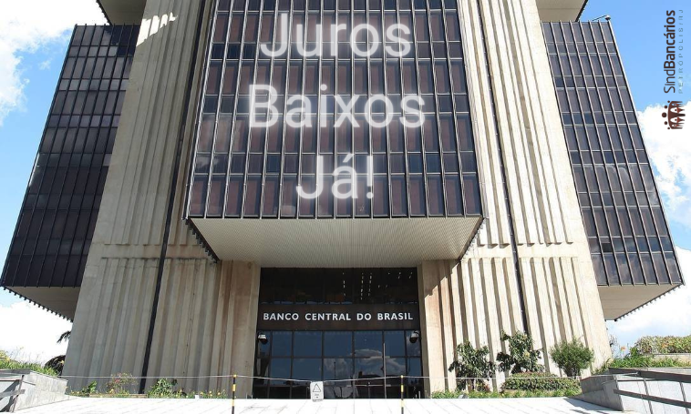 Banco Central reduz Selic em apenas 0,25 e mantém juros em nível que contribui à perda de renda da população