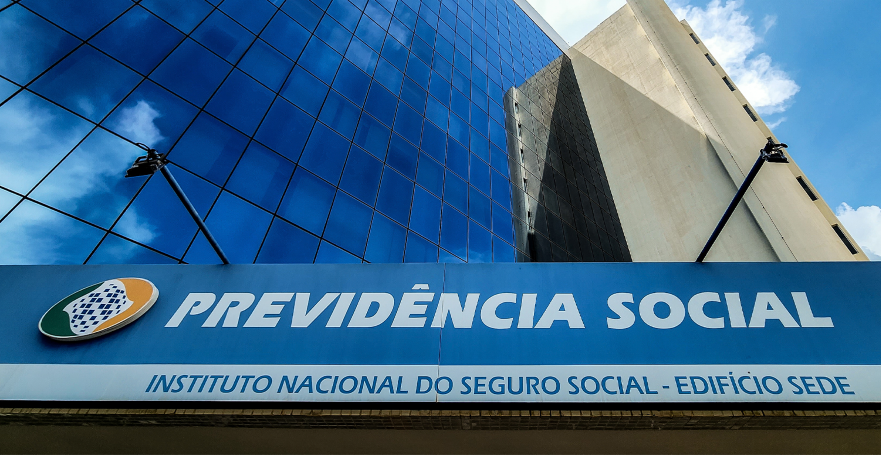 Bancos devolveram ao INSS quase R$ 8 bi em benefícios não sacados