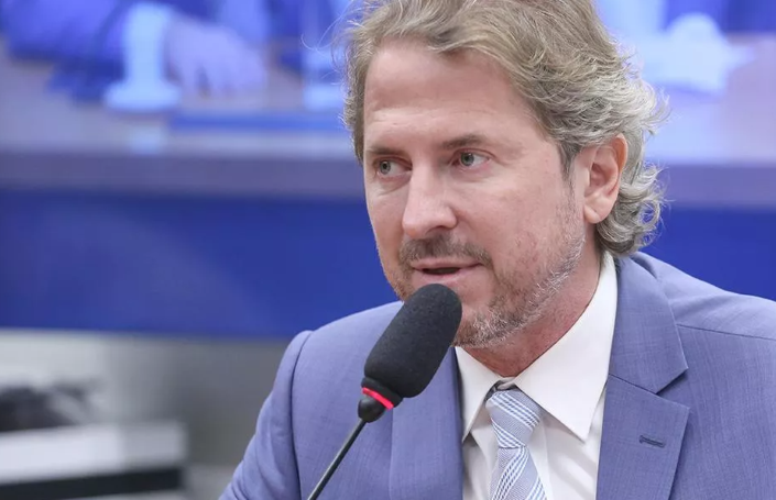 Zeca Dirceu propõe ampliar Desenrola para pequenas empresas