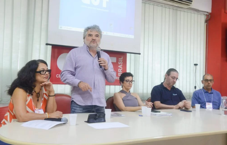 Bancárias e bancários do BB, da Caixa e dos bancos privados debatem campanha nacional da categoria