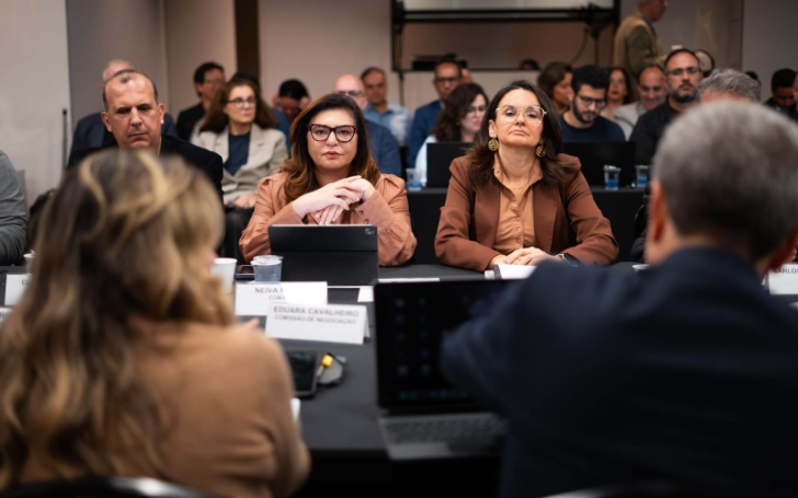 Bancos frustram bancários e não trazem índice de reajuste salarial