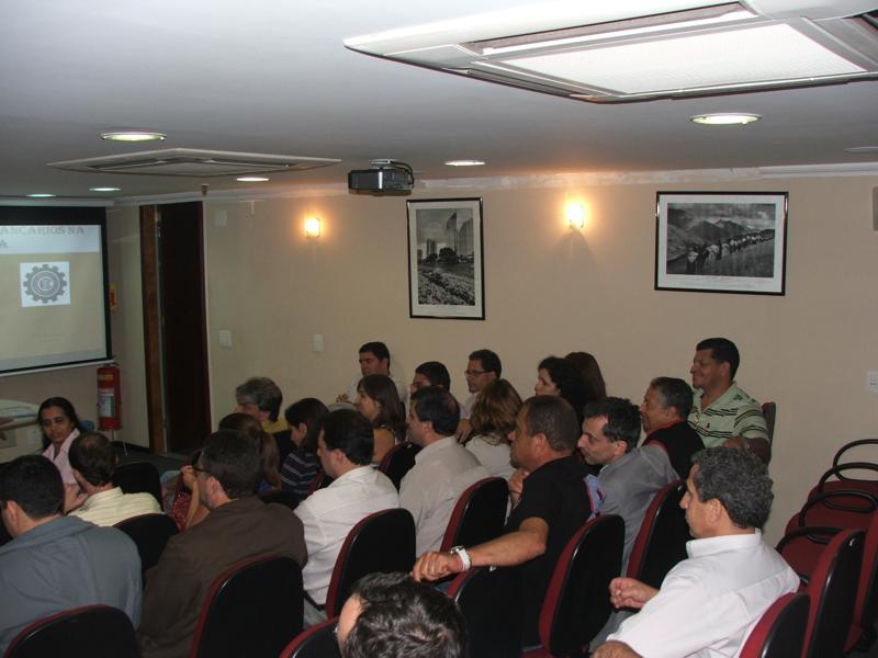 Palestra com a Dirigente Sindical da Índia Viji Nair