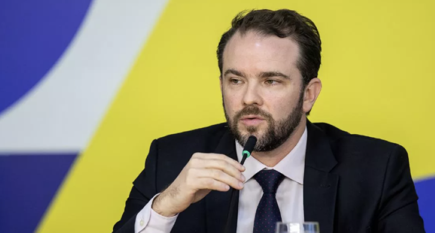 Governo elabora programa para renegociar dívidas