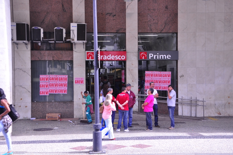 GREVE SEGUE FORTE EM TODO PAÍS