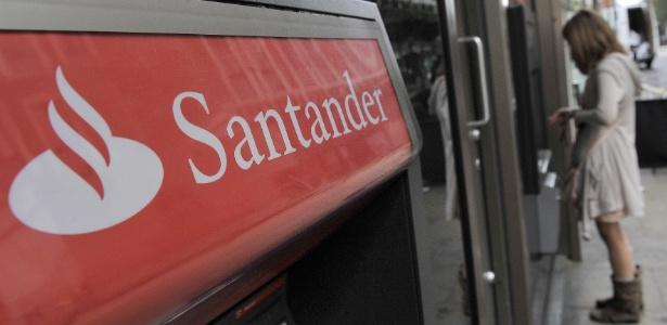 SANTANDER É PROIBIDO PELA JUSTIÇA DE COBRAR TARIFAS DE CONTA-SALÁRIO