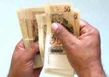Bancários do Itaú recebem PCR de R$ 1.800,00 no dia 8