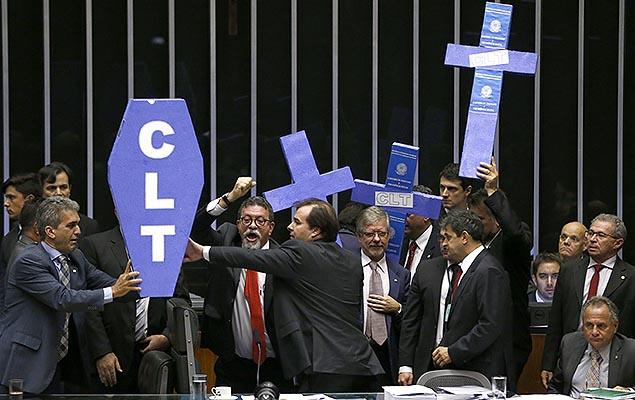 Deputados da reforma trabalhista não se reelegem